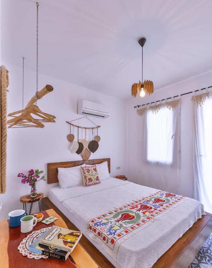 Dantel Butik Ev Pansiyon Kaş Extérieur photo