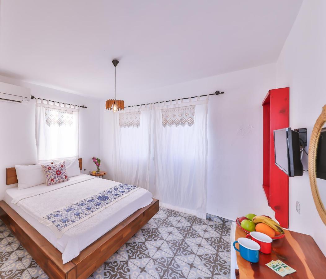 Dantel Butik Ev Pansiyon Kaş Extérieur photo