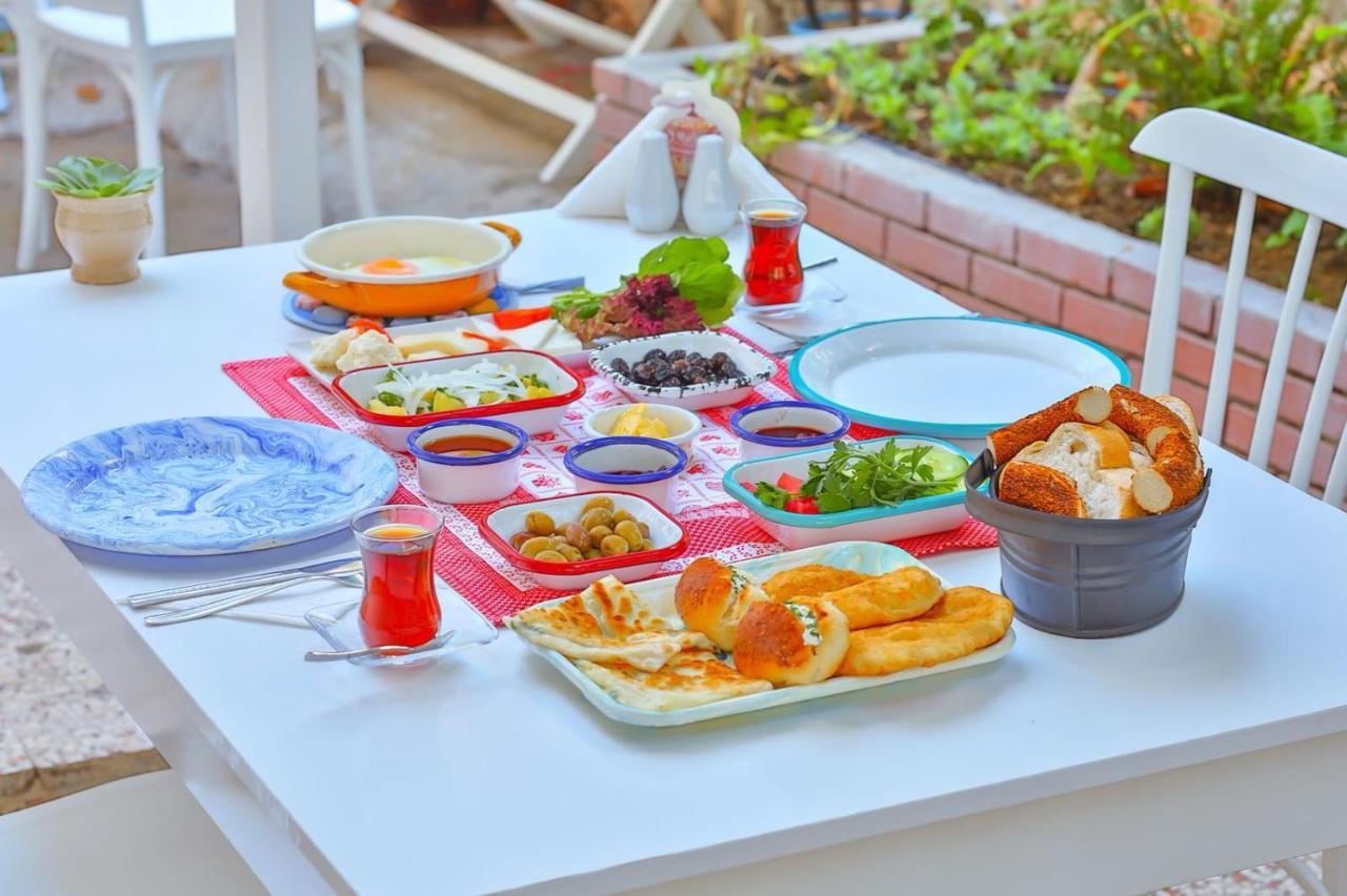 Dantel Butik Ev Pansiyon Kaş Extérieur photo